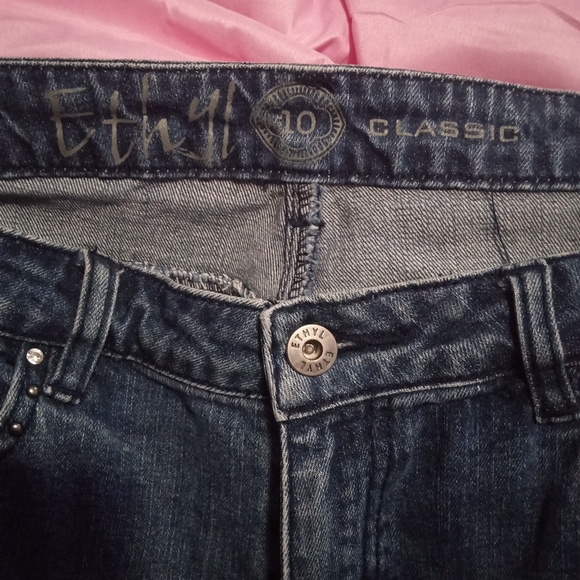 Ethyl Jean Crop Pants - Picture 2 of 7